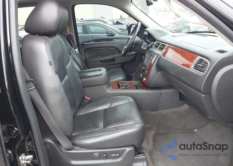 2013 Chevrolet Tahoe Ltz из США, поврежденный, VIN 1GNSCCE00DR123350